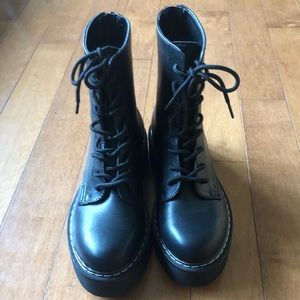 Steve Madden Chunky Boot